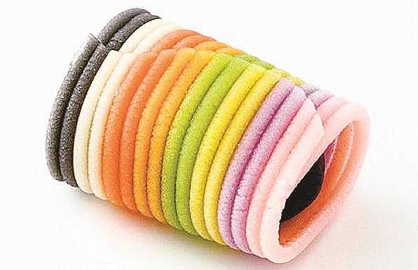 大賞を受賞した和菓子「うつろい」（有斐斎弘道館提供）