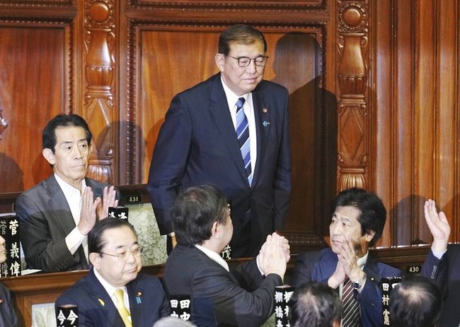 衆院本会議で第１０２代首相に指名された自民党の石破茂総裁＝１日午後２時１４分