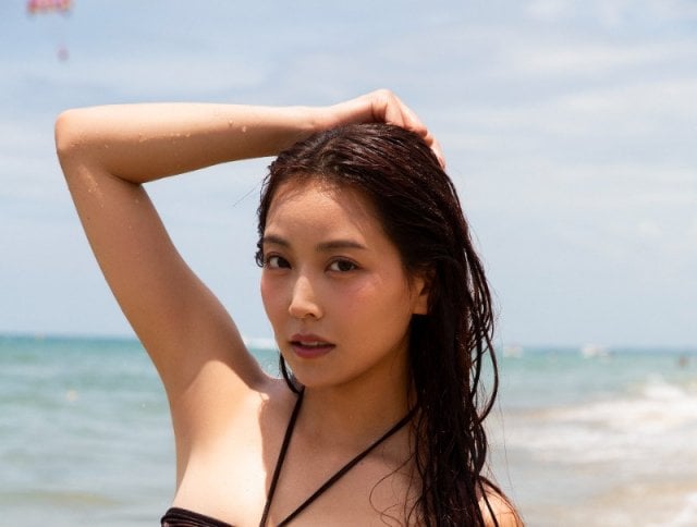 元NMB48白間美瑠、衝撃の限界突破 “過去最大級の露出”大胆な