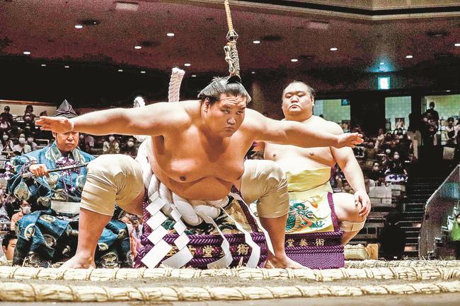 社告用・土俵入り