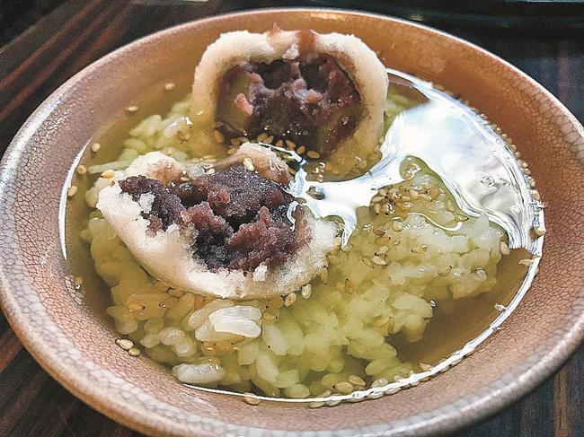 饅頭茶漬け