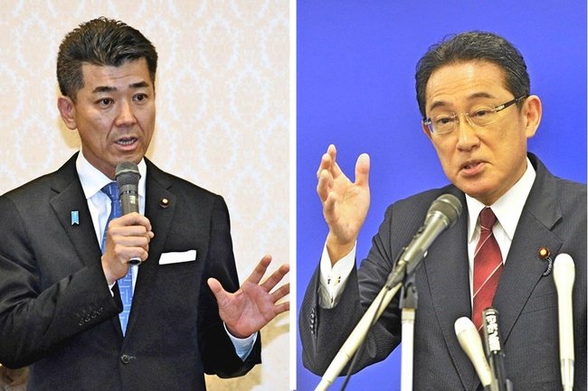 泉健太代表（左）と岸田文雄首相