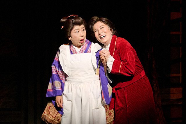 藤山直美vs高畑淳子、大阪で“火花を散らす” 「四角関係」の舞台が開幕