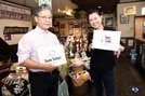 インドの日本酒市場開拓を目指して力を合わせるチーム鳥取・インド輸出蔵元会の東田雅彦事務局長（左）とコーディネーターの江岡美香さん＝鳥取県智頭町智頭、諏訪酒造