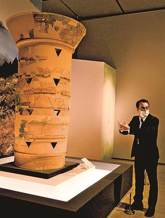 メスリ山古墳から発見された巨大な円筒はにわ