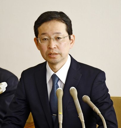 自民党公認での立候補を表明する錦織功政氏