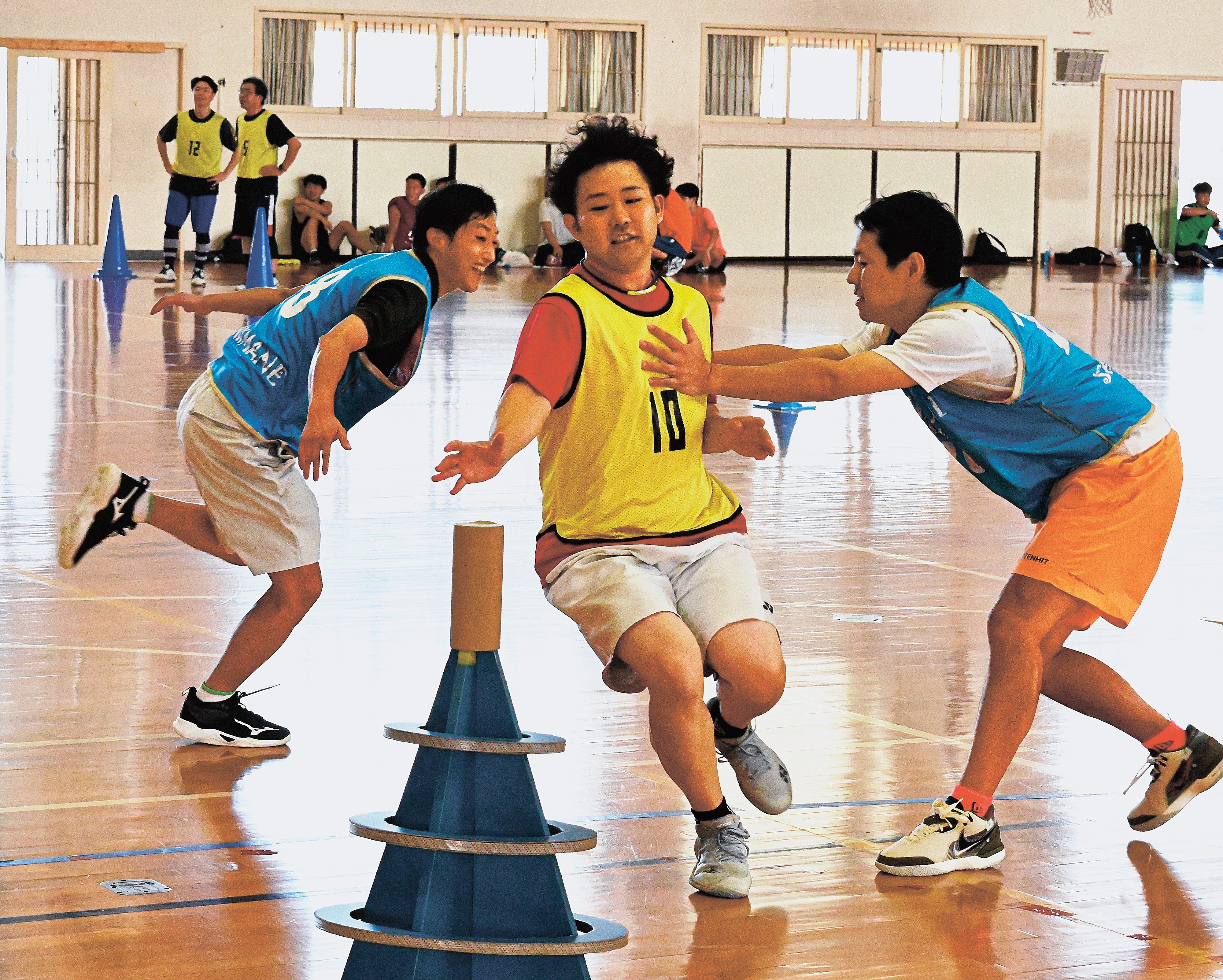 スポーツ鬼ごっこ」仲間たちと熱戦 松江で予選イベント | 山陰中央新報