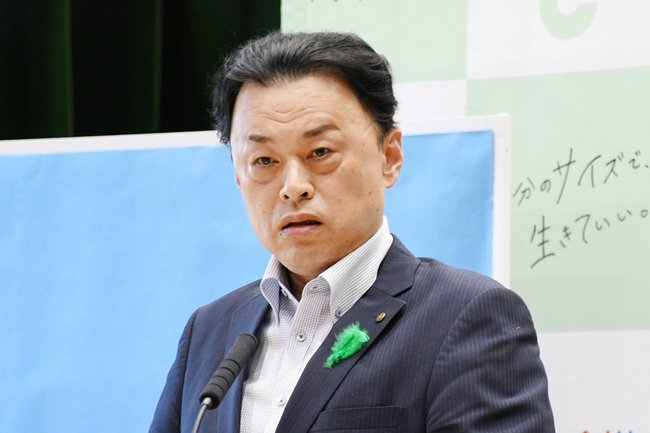 環境省の対応を批判する丸山達也知事＝松江市殿町、島根県庁