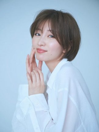 『告白-25年目の秘密-』ヒロインを演じる岡崎紗絵