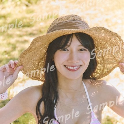 日向坂46河田陽菜2nd写真集発売記念YouTube生配信特典ポスター　撮影／SAKAI DE JUN（C）竹書房