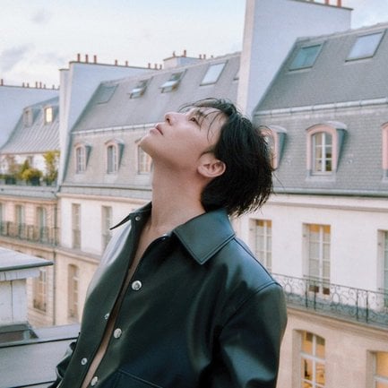 写真集『Unveiled』を発売するパク・ソジュン