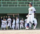   【準決勝・広陵｜鳥取城北】６回鳥取城北１死二塁、日下侑太が生還し２｜１と勝ち越す‖広島県尾道市、ぶんちゃんしまなみ球場 