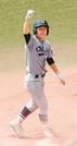 【決勝・大田二─上一色】４回表大田二１死二塁、先制の左越え適時三塁打を放ち、ガッツポーズする知野見蒼太＝千葉県市原市、ゼットエーボールパーク（水上真人さん撮影）