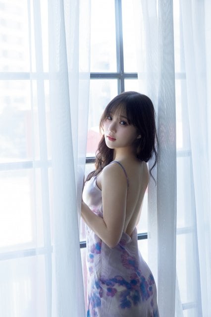 元Juice=Juice稲場愛香、最新写真集は“香り”がテーマ 大胆