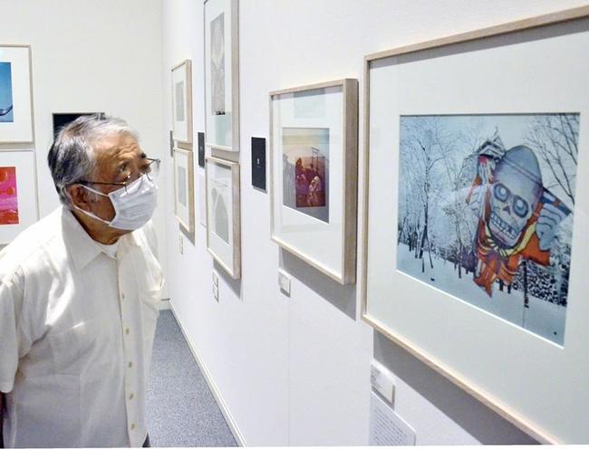 島根県立美術館で開催している奈良原一高さんのコレクション展＝松江市袖師町