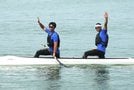 カヌースプリント男子カナディアンペア200メートルで２位に入った出雲農林の飛田統羽（左）と立花賢太郎