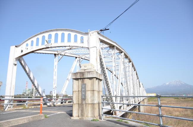 存続か、撤去か、「在り方」の議論が始まった日野橋＝米子市車尾６丁目