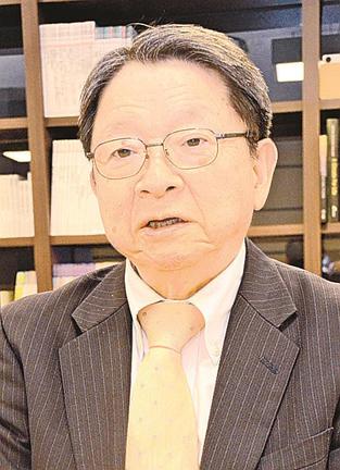片山善博教授