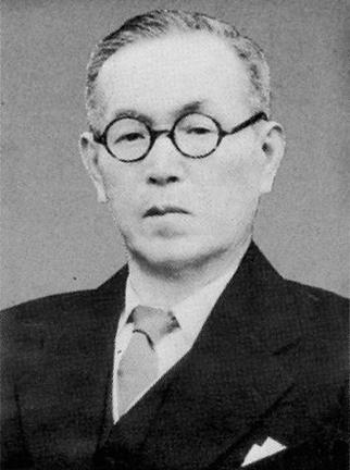 近代木彫りの黄金期を築いた彫刻家の内藤伸