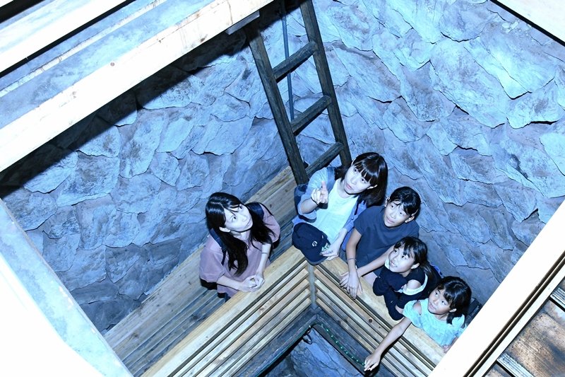 いっときの「涼」求め 出雲・八雲風穴開き | 山陰中央新報デジタル