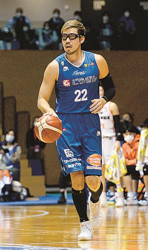 3点シュートで存在感 小阪 彰久 ♯22 パワーフォワード | 山陰中央