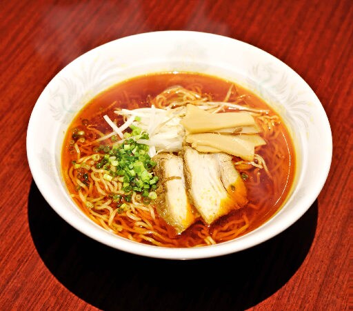 「ドンシュー」の酸辣（サンラー）ラーメン