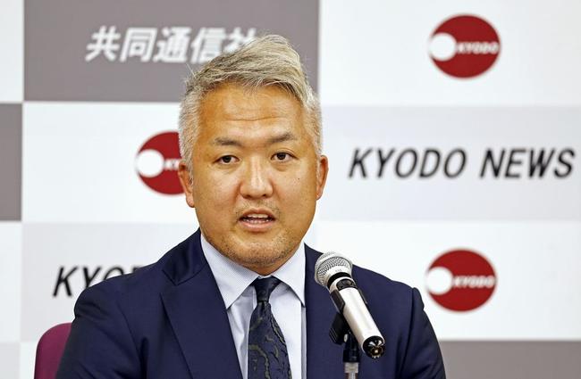 共同通信加盟社論説研究会で講演する柔道日本男子の鈴木桂治監督＝６月５日、東京・東新橋