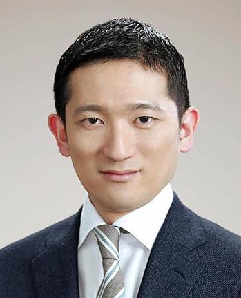 田中　理氏