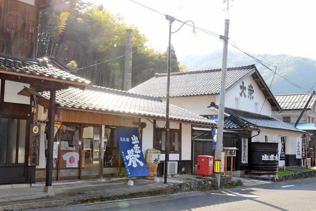 竹下本店が酒造していた施設＝２０２１年４月、雲南市掛合町掛合