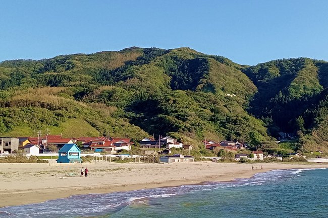 鹿島側からの朝日山