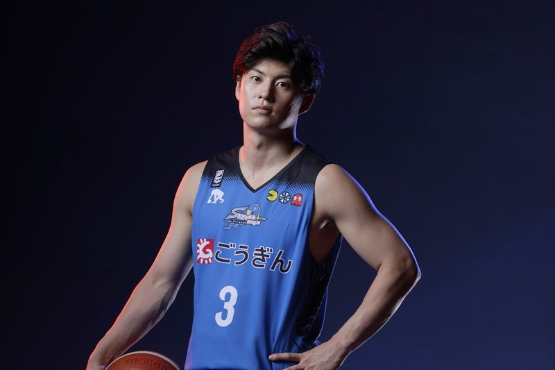 島根スサノオマジック 安藤誓哉のオンとオフ サイン色紙プレゼント