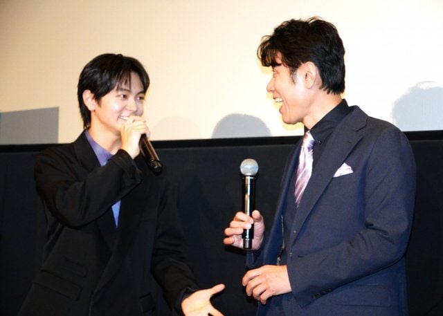 映画『迷宮のしおり』上映前舞台あいさつイベントに登壇した(左から)齋藤潤、原田泰造 (C)ORICON NewS inc.