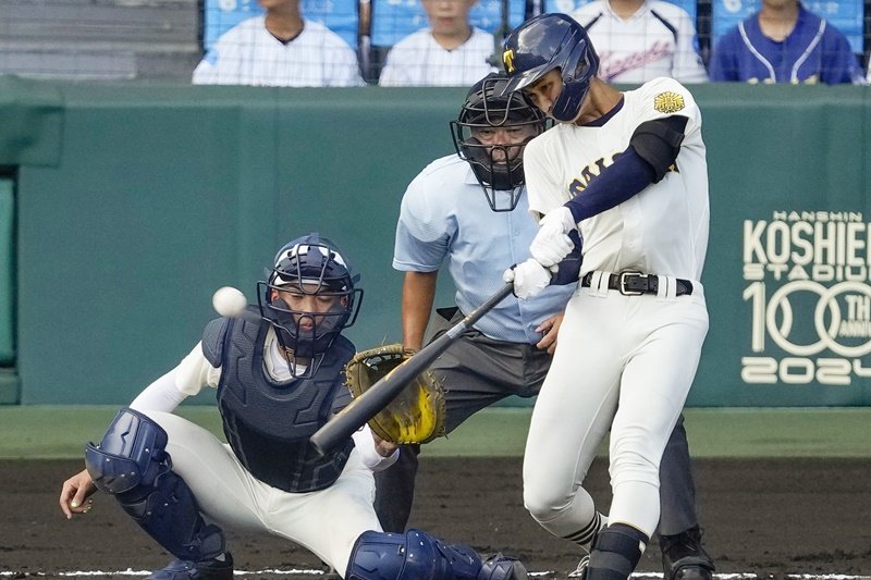 写真特集】夏の甲子園3回戦 大社が早稲田実業に勝利 | 山陰中央新報