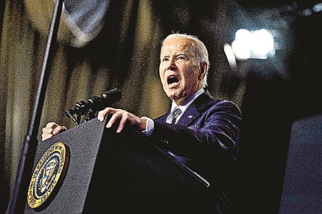 ２５日、ワシントンで演説するバイデン米大統領。再選出馬を正式に表明した（ＡＰ＝共同）