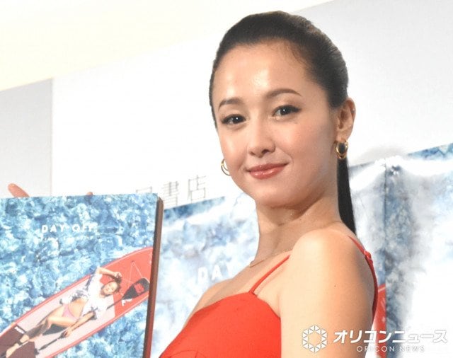 写真集『DAY OFF』刊行記念会見に出席した沢尻エリカ(C)ORICON NewS inc.