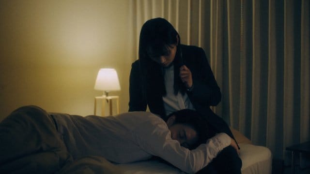 6日放送『水曜日、私の夫に抱かれてください』第6話より（C）「水曜日、私の夫に抱かれてください」製作委員会