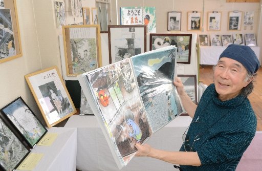 「人間が生みだした妖怪の面白さを伝えたい」と話す佐々岡健次さん=浜田市金城町追原、美又温泉国民保養センター