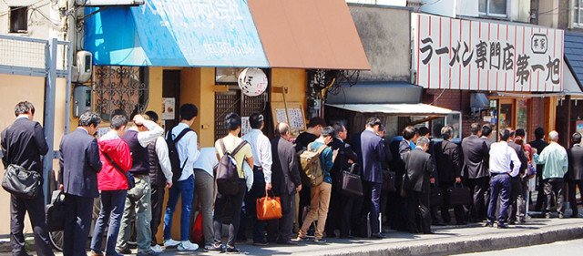 京都駅前の「本家第一旭」