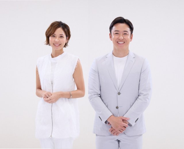 『熱闘甲子園』キャスターを務める(左から)ヒロド歩美、斎藤佑樹(C)ABCテレビ