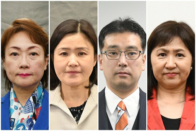 （届け出順に右から）亀井亜紀子氏、伊藤礼司氏、村穂江利子氏、高階恵美子氏