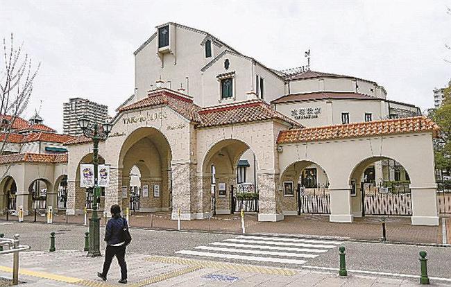 宝塚大劇場＝３月２８日、兵庫県宝塚市