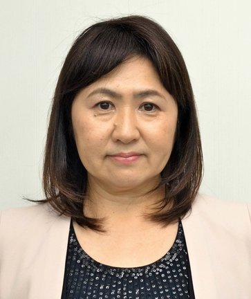 亀井亜紀子氏
