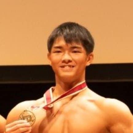 マッスルゲート神奈川大会「メンズフィジーク」ジュニアの部と高校生の部で1位を獲得した朴世温さん