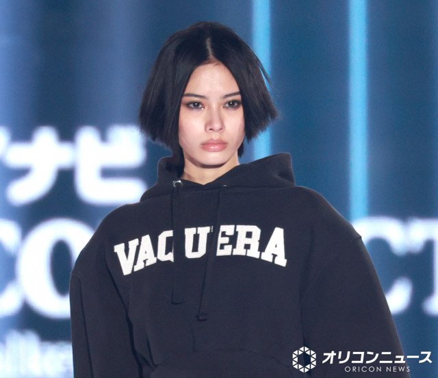 『第42回 マイナビ 東京ガールズコレクション 2026 SPRING/SUMMER』に出演した安斉星来 (C)ORICON NewS inc.