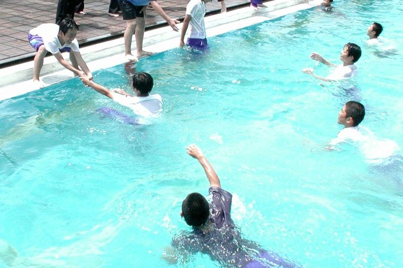 【レア本】水泳プールでの重大事故を防ぐ img_28f7482ce8d0cf4ca4feff36ce