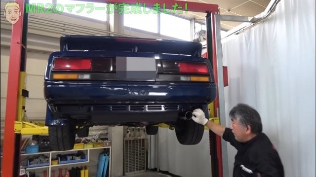 田村亮のYouTube『MR2マフラー修理完了！【車好きの方へ】マフラー内のチヨコの謎?!』より