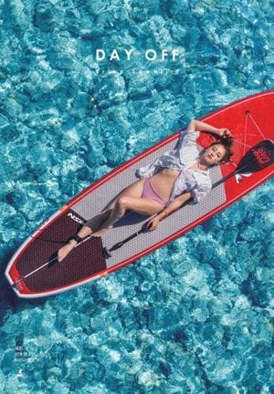 沢尻エリカ写真集『DAY OFF』表紙カットを公開(C)幻冬舎