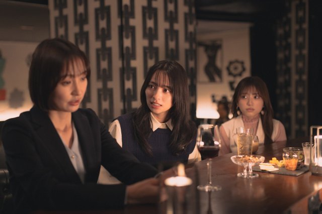 水ドラ25『サレタ側の復讐～同盟を結んだ妻たち～』より（C）「サレタ側の復讐」製作委員会