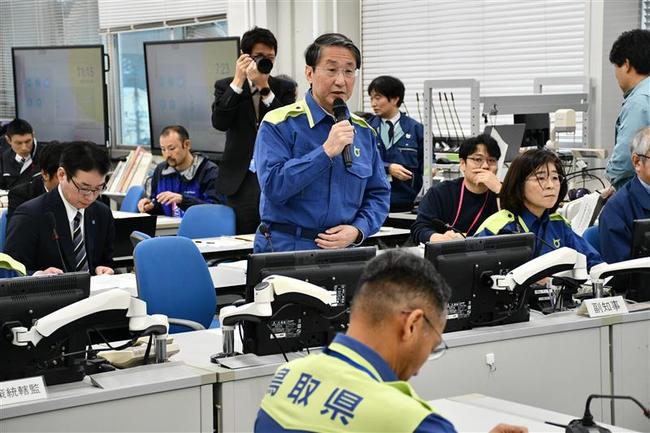 対策本部会議で発言する平井伸治知事＝６日午前１１時１７分、鳥取市東町１丁目、鳥取県庁